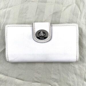 Coach White Leather Large Wallet Flap Turn Lock Clutch Topstitching
